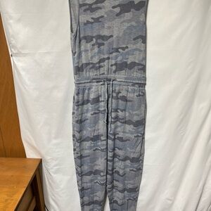 Casual‎ Gray Camouflage Jumpsuit